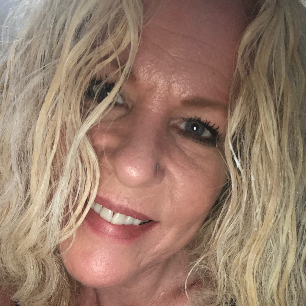 Meet your Posher, Janeane